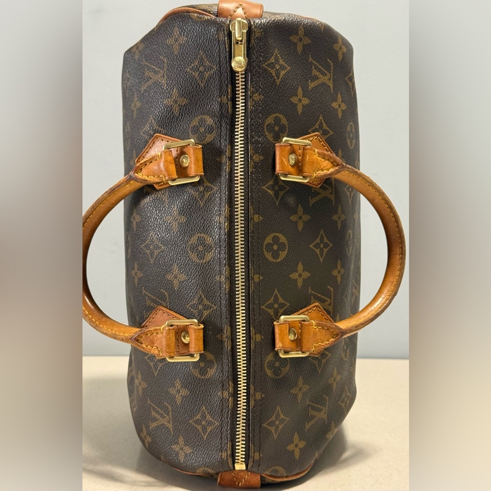 Louis Vuitton Vintage Speedy 30 Monogram Canvas - Picture 7 of 16